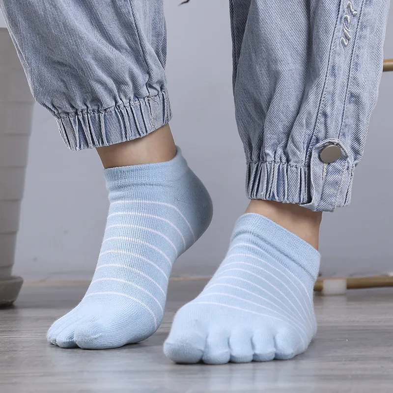 1/5 Pairs Women Striped Five T - Ankle Sock Low Cut review and price